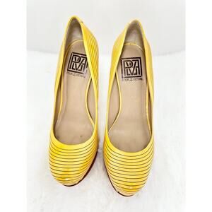 Pour La Victoire, Yellow Women's Shoes,‎ Heels Size 6.5 US